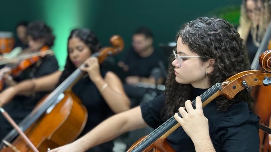 Orquestra Jovem de Nova Mutum emociona público na abertura da FIT Pantanal 2025