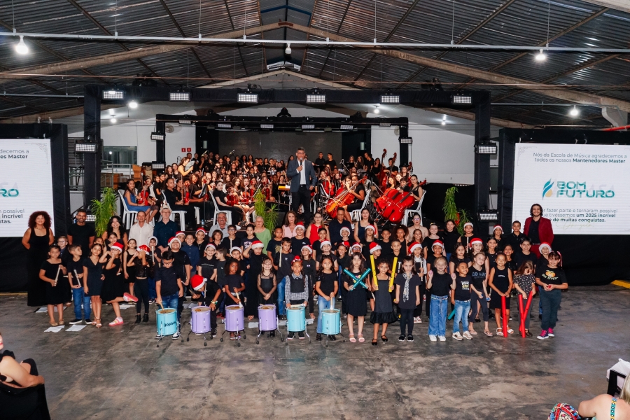 Encanto de Fim de Ano emociona o público em concerto natalino da Orquestra