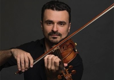 Professora e Instrutora da Escola de Música de Nova Mutum participam de masterclass com o renomado violinista Cármelo de Los Santos   Professor na University of New Mexico e solista global, Cármelo de Los Santos traz sua vasta experiência em palcos intern