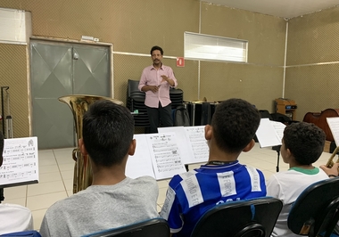  Conheça mais do novo professor da Orquestra Jovem de Nova Mutum