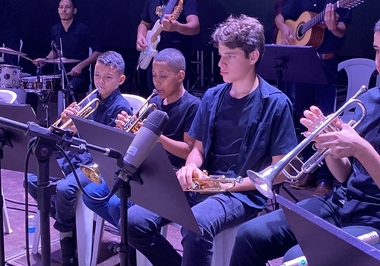 EXPONOVA É REALIZADA COM PARTICIPAÇÃO DA ORQUESTRA JOVEM 