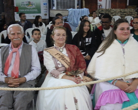 Apresentação na Etapa Inter-Regional do 26° FEMART 