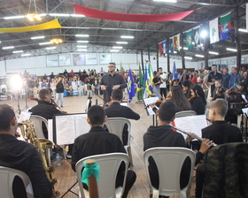 Apresentação na Etapa Inter-Regional do 26° FEMART 