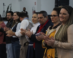 Apresentação na Etapa Inter-Regional do 26° FEMART 