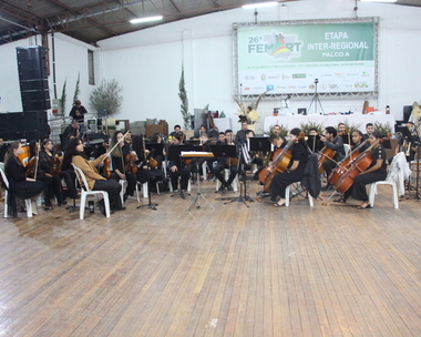 Apresentação na Etapa Inter-Regional do 26° FEMART 